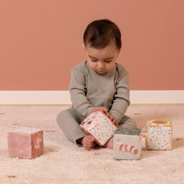 CUBOS BLANDITOS APILABLES LITTLE DUTCH