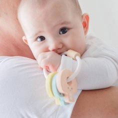 SONAJERO LLAVES DE BEBÉ 2