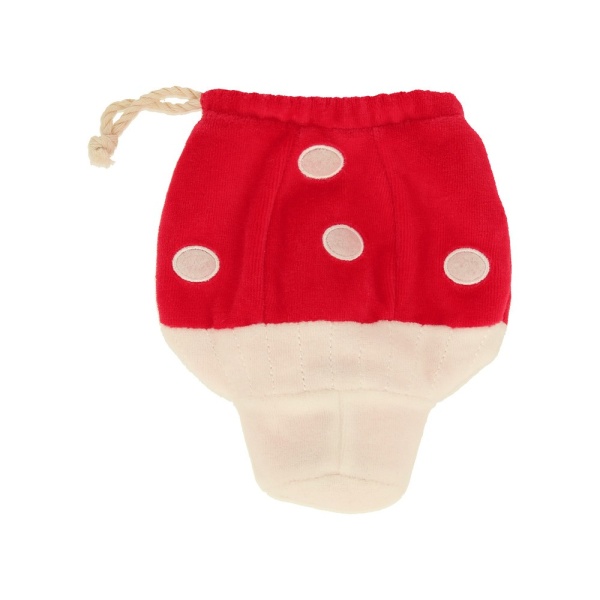 RATONCITO EN UNA CASA DE CHAMPIÑÓN