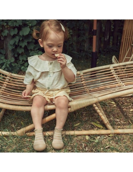 ATTIPAS BEIGE CON RAYAS