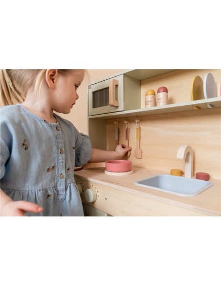 COCINA DE MADERA COLOR MENTA