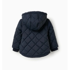 ABRIGO ACOLCHABLE CON CAPUCHA DESMONTABLE 2