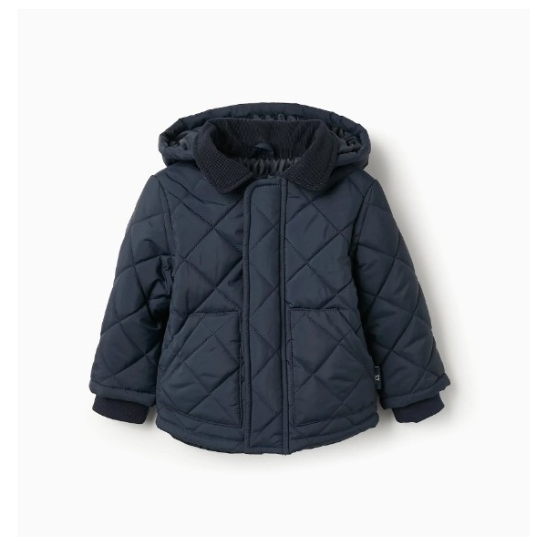 ABRIGO ACOLCHABLE CON CAPUCHA DESMONTABLE