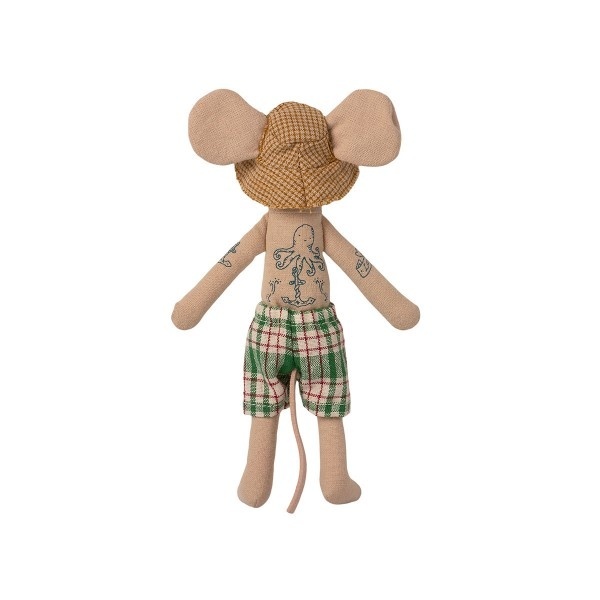 RATONCITO PAPÁ EN CASETA DE PLAYA