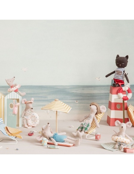 RATONCITO PAPÁ EN CASETA DE PLAYA