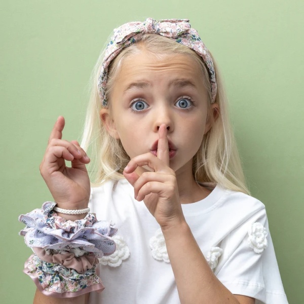 SCRONCHIE FLORAL DOBLE CAPA