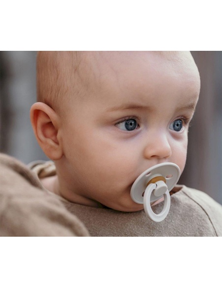 2 CHUPETES BIBS / 6-18 MESES