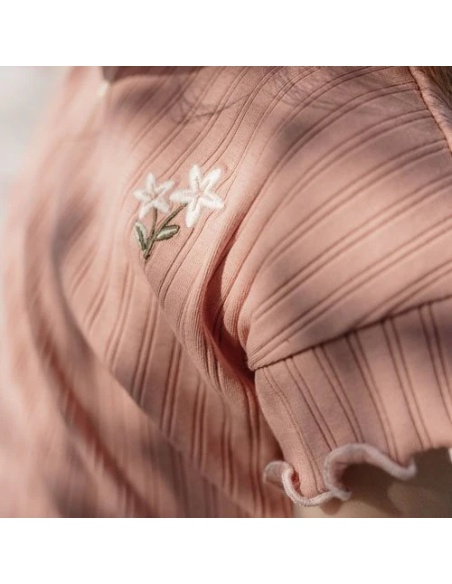 CAMISETA MANGA CORTA ROSA JARDÍN DE HADAS