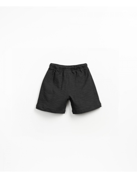 PANTALONES CORTOS CON BOLSILLOS Y CORDÓN AJUSTABLE PLAY UP