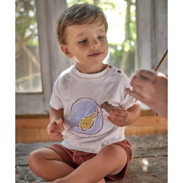 CAMISETA CON ESTAMPADO GRÁFICO PLAY UP