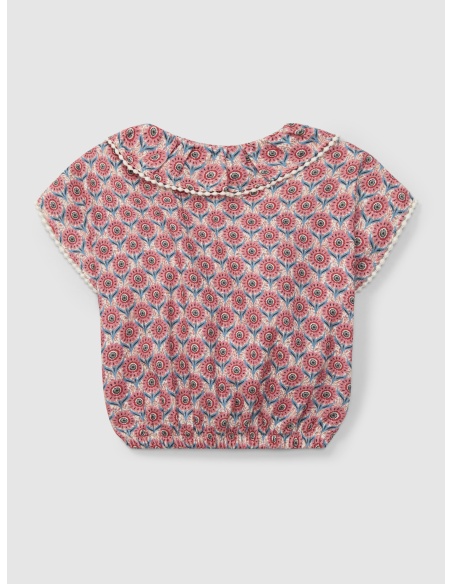 TOP FLORES CON DETALLES DE ENCAJE LARANJINHA