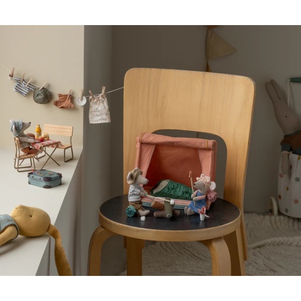 RATÓN EXCURSIONISTA HERMANA MAYOR