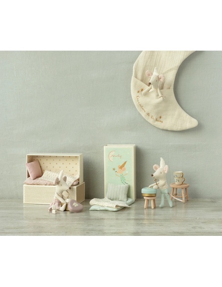 HADA DE DIENTES, HERMANO MENOR