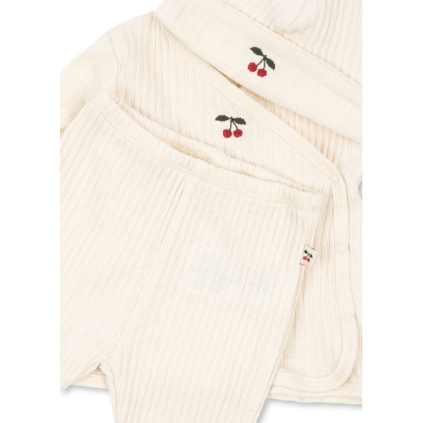 NIA CHERRY NEWBORN KONGES