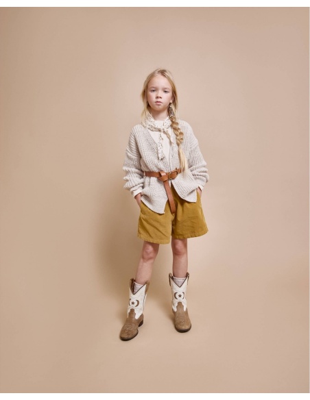 CAMISETA CON PAÑUELO BÚHO