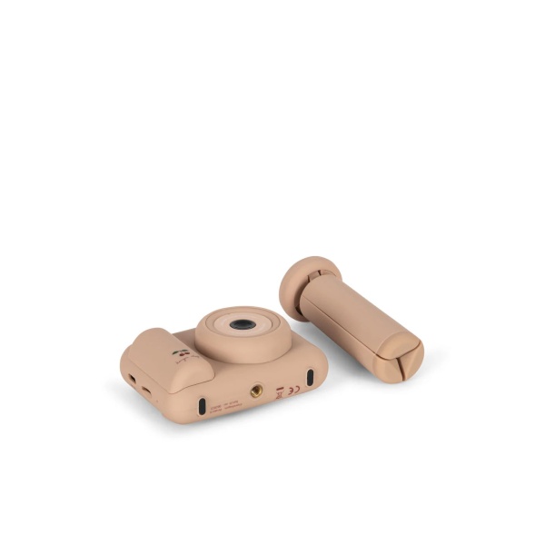 MI PRIMERA CAMARA ROSA KONGES SLOJD