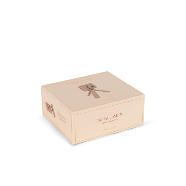 MI PRIMERA CAMARA ROSA KONGES SLOJD