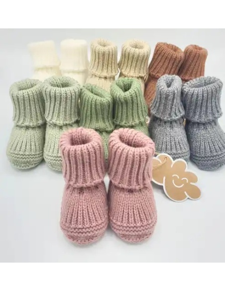 BOTITA PUNTO BEBÉ 6-12 MESES