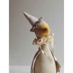 GOOSE IN BLUE BIRTHDAY HAT QUBASHI 2