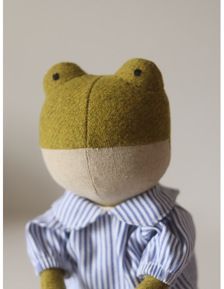 FROG DOLL