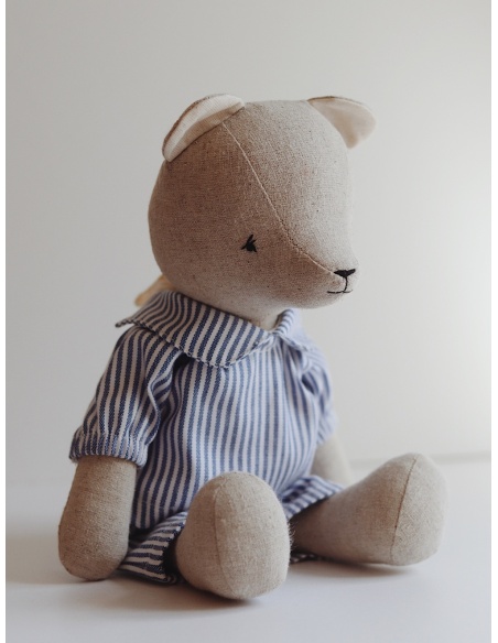 OSITO CON CONJUNTO DE RAYAS AZULES QUBASHI