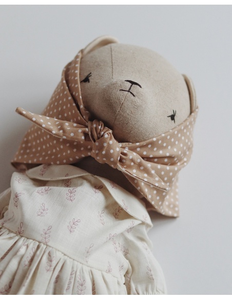 MAMÁ OSO CON VESTIDO DE HOJAS ROSAS QUBASHI