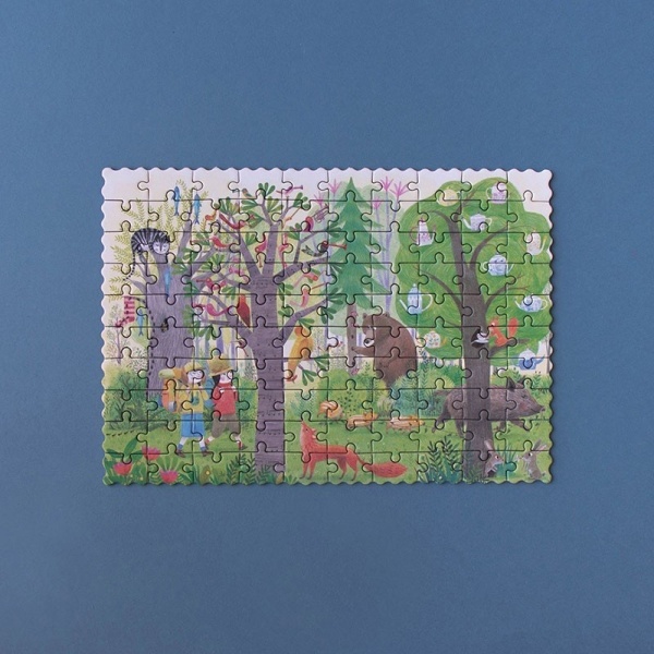 NIGHT AND DAY IN THE FOREST POCKET PUZZLE