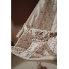 CARRITO PARA MUÑECA FLORES BEIGE 2