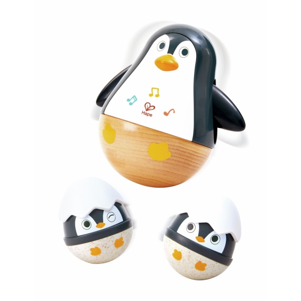 FAMILIA DE PINGUINOS TAMBALEANTES