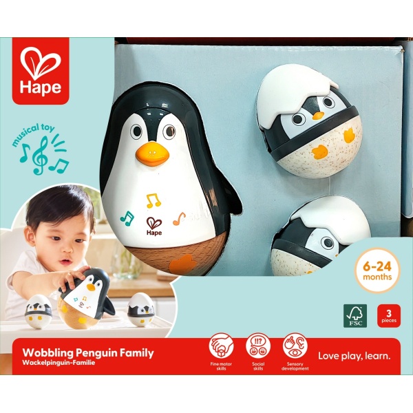 FAMILIA DE PINGUINOS TAMBALEANTES